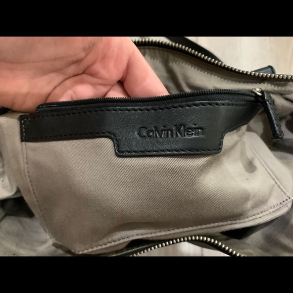 Calvin Klein black leather purse & matching wallet - Picture 4 of 7